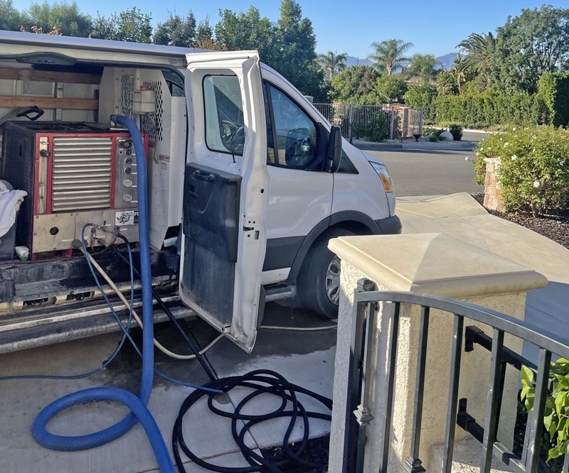 Carpet Cleaning in Mountain View Acres, California (1968)